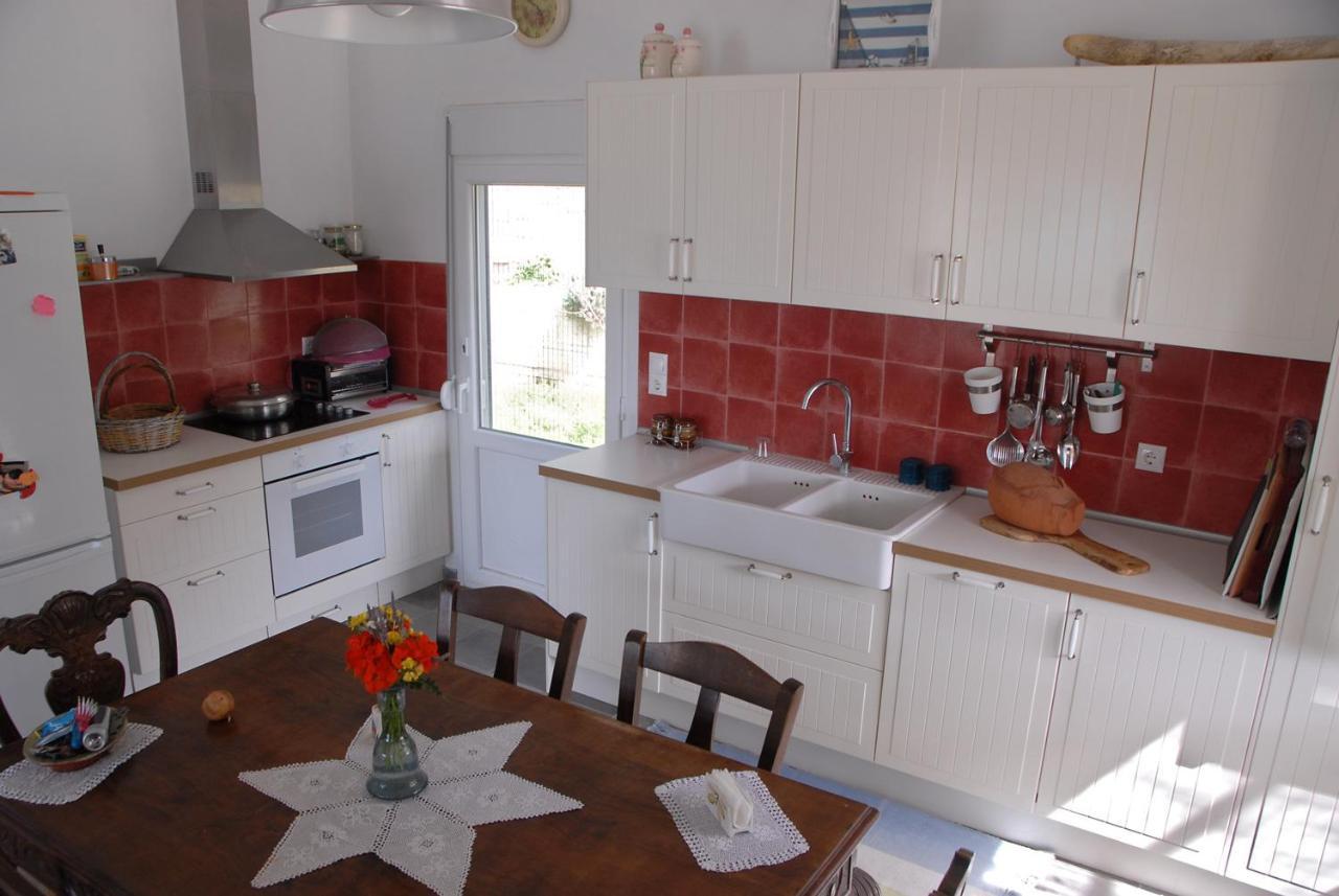 Melinda Holiday House Plomari ภายนอก รูปภาพ